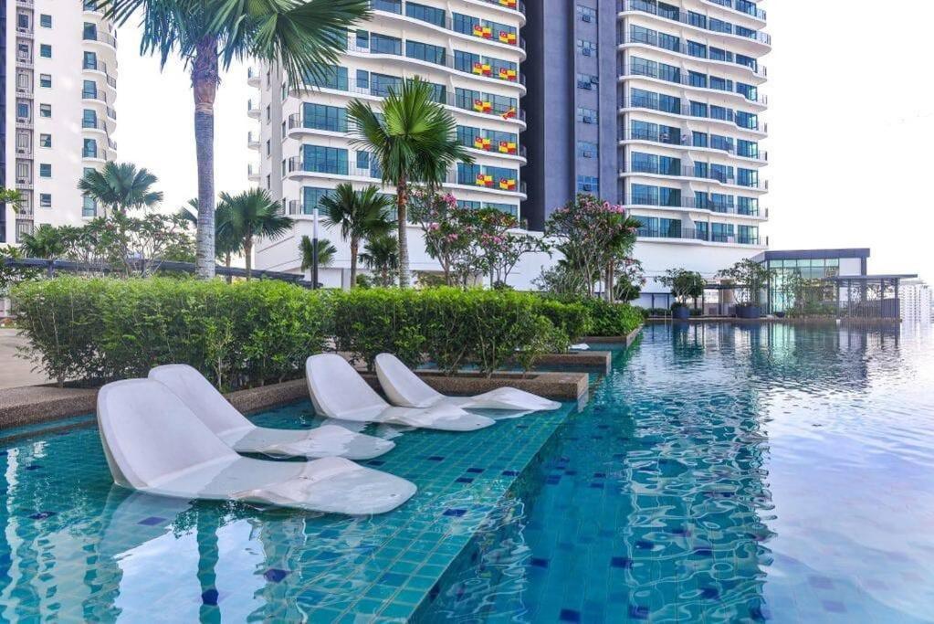 10Mins To Klcc W Lrt+Mall+Netflix Muji Urban Куала Лумпур Екстериор снимка
