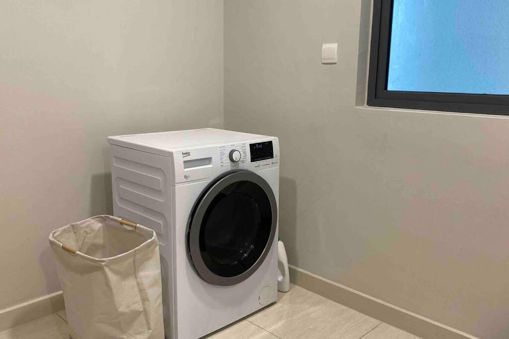 10Mins To Klcc W Lrt+Mall+Netflix Muji Urban Куала Лумпур Екстериор снимка